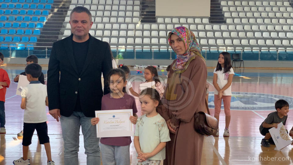 Cocuklar Hem Spor Yapti Hem Eglendi Sertifikalarini Aldilar8
