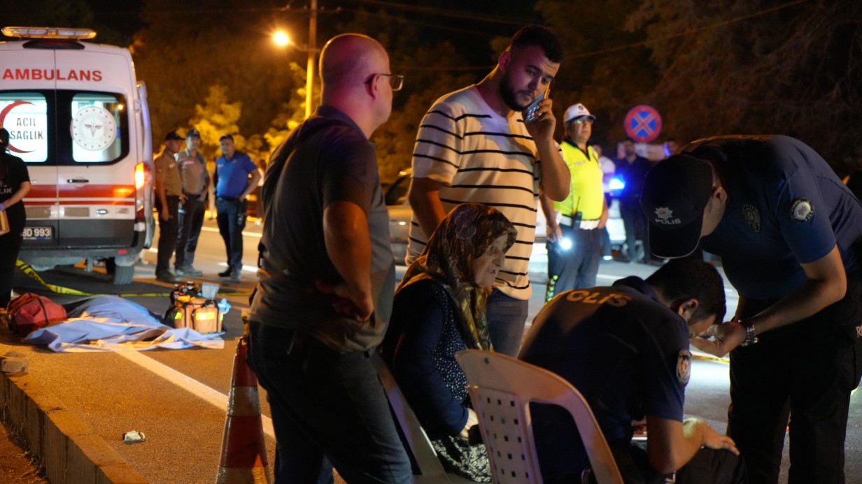 Dugunden Cikarken Hayatini Kaybetti Cenazesi Yerdeyken Dugun Eglencesi Surdu2