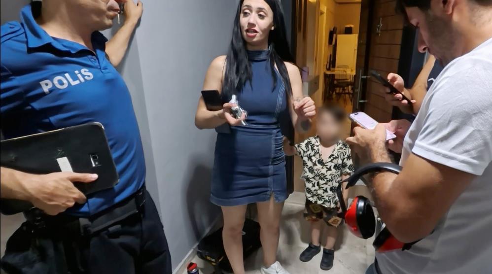 Kapimi Acin Diye Feryat Etti Kapi Acilinca Bakin Ne Oldu1