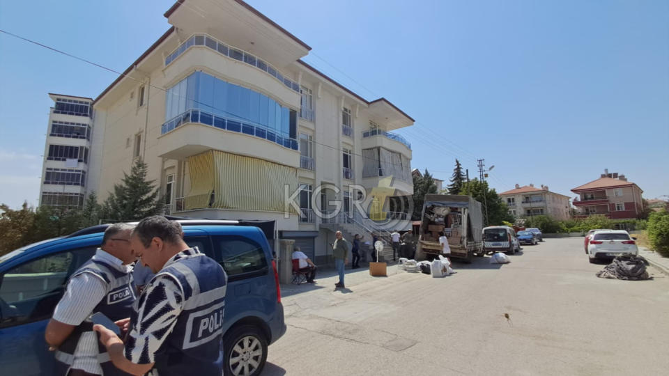 Karamanda 33 Yasindaki Kadinin Olumu Suphe Uyandirdi11