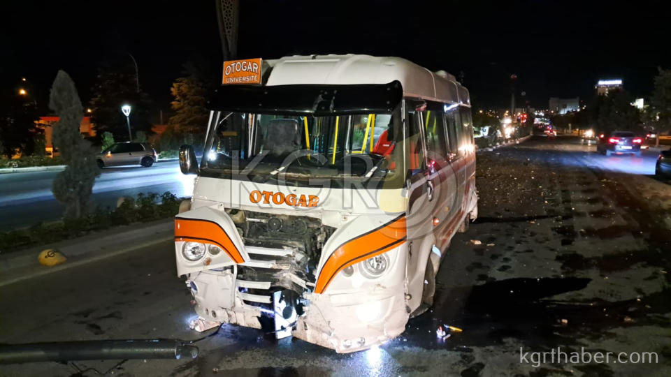 Karamanda Dolmus Karsi Seride Uctu Ortalik Savas Alanina Dondu10