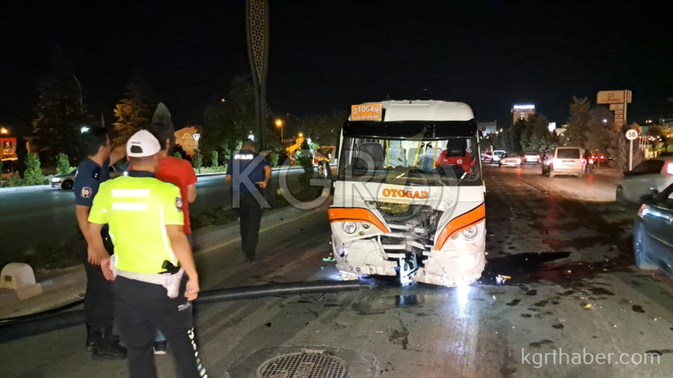 Karamanda Dolmus Karsi Seride Uctu Ortalik Savas Alanina Dondu11