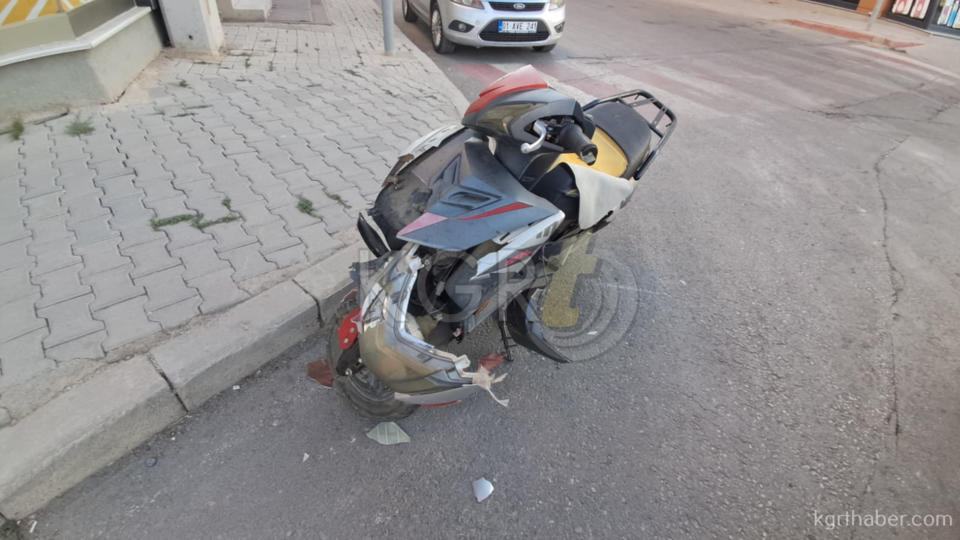 Karamanda Elektrikli Motorla Otomobil Carpisti 2 Yarali2