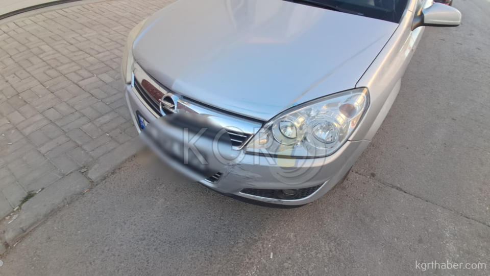 Karamanda Elektrikli Motorla Otomobil Carpisti 2 Yarali5