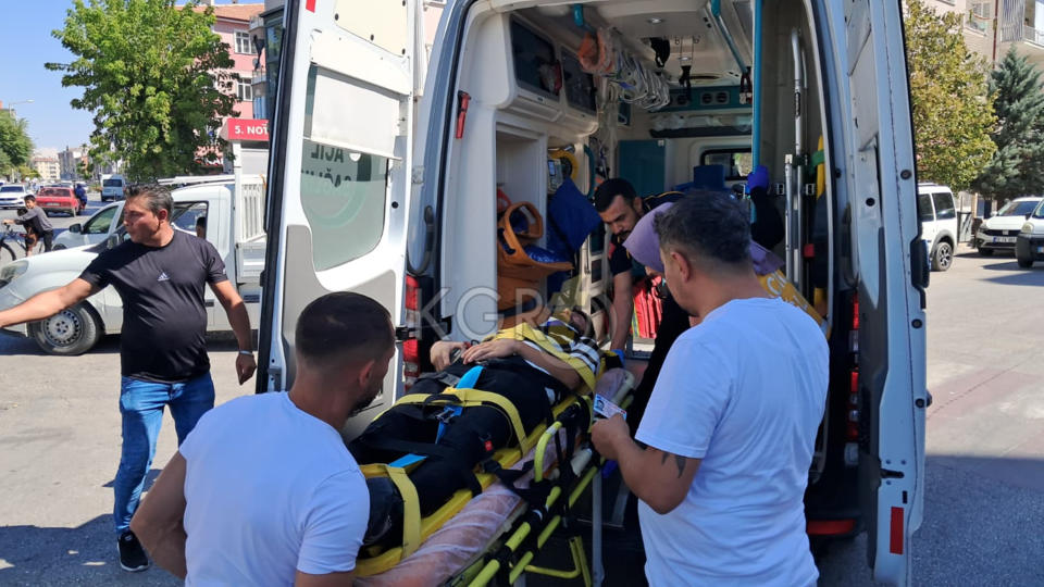 Karamanda Gurbetci Ile Carpisan Motosikletli Yaralandi6