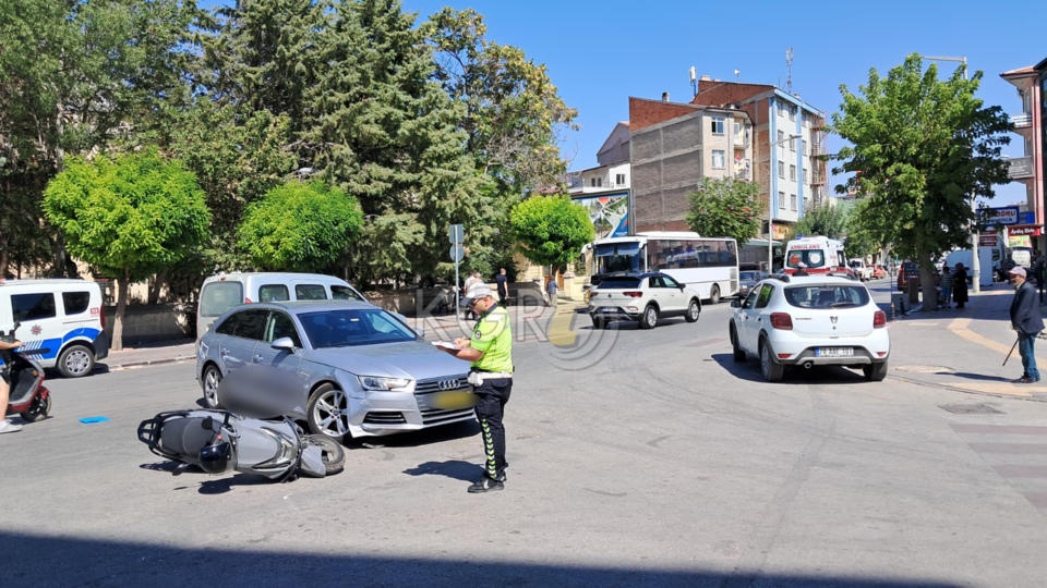 Karamanda Gurbetci Ile Carpisan Motosikletli Yaralandi9