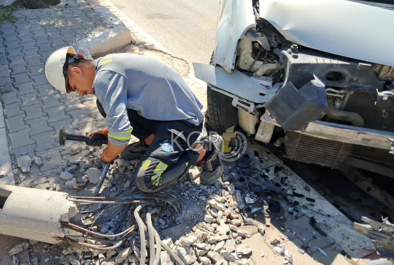 Karamanda Gurbetci Kadin Kediye Carpmamak Icin Manevra Yapinca Kaza Yapti1