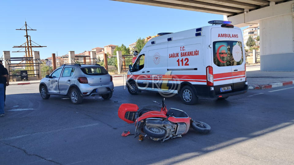 Karamanda Motorla Otomobil Kavsakta Carpisti 1 Yarali1