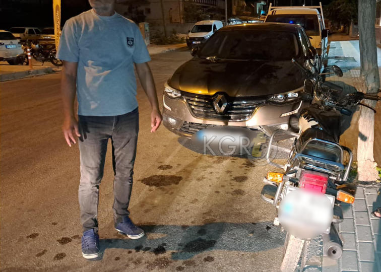 Karamanda Motosiklet Park Halindeki Araca Carpti 1 Yarali1