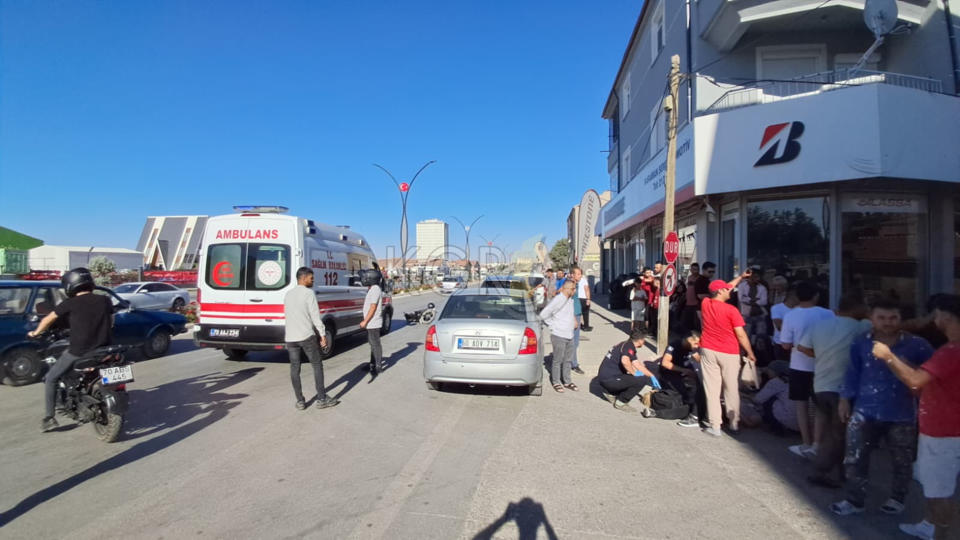 Karamanda Motosikletin Carptigi Kadin Yaralandi 2 Yarali11