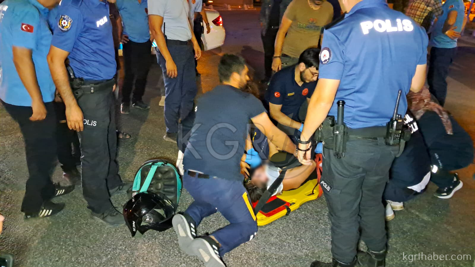 Karamanda Motosikletle Carpisan Otomobil Kaza Yerinden Kacti 1 Yarali1