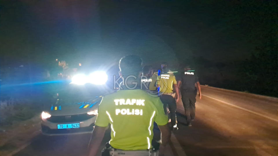 Karamanda Olumlu Kaza Sonrasi Ortalik Karisti Surucuye Saldirdilar14