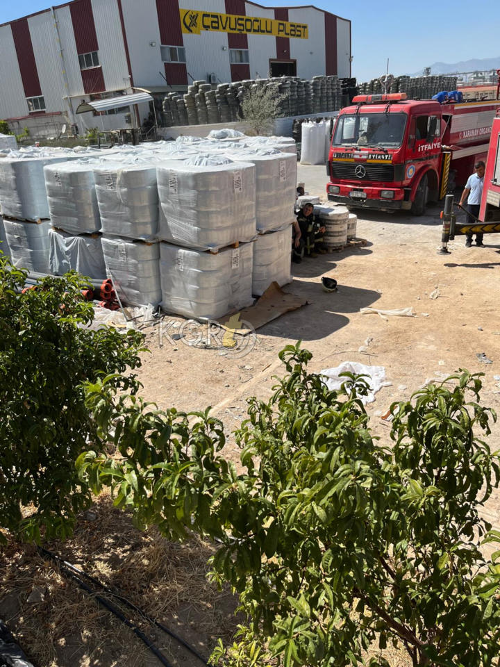 Karamanda Osbde Mobilya Fabrikasinda Yangin 40 Ton Mdf Tozu Zarar Gordu1