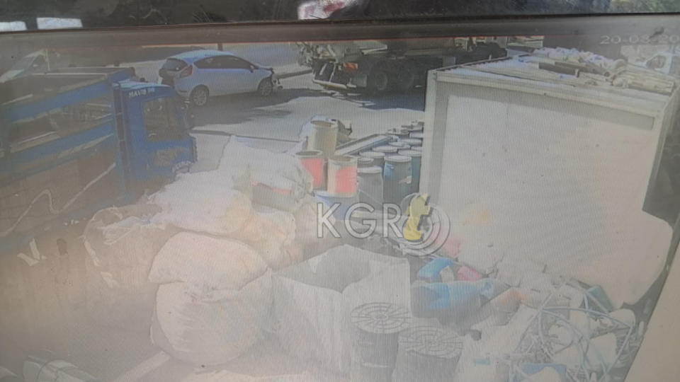 Karamanda Otomobil Beton Mikserine Carpti Feci Kaza Kamerada1