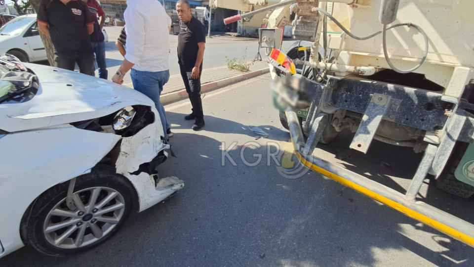 Karamanda Otomobil Beton Mikserine Carpti Feci Kaza Kamerada3