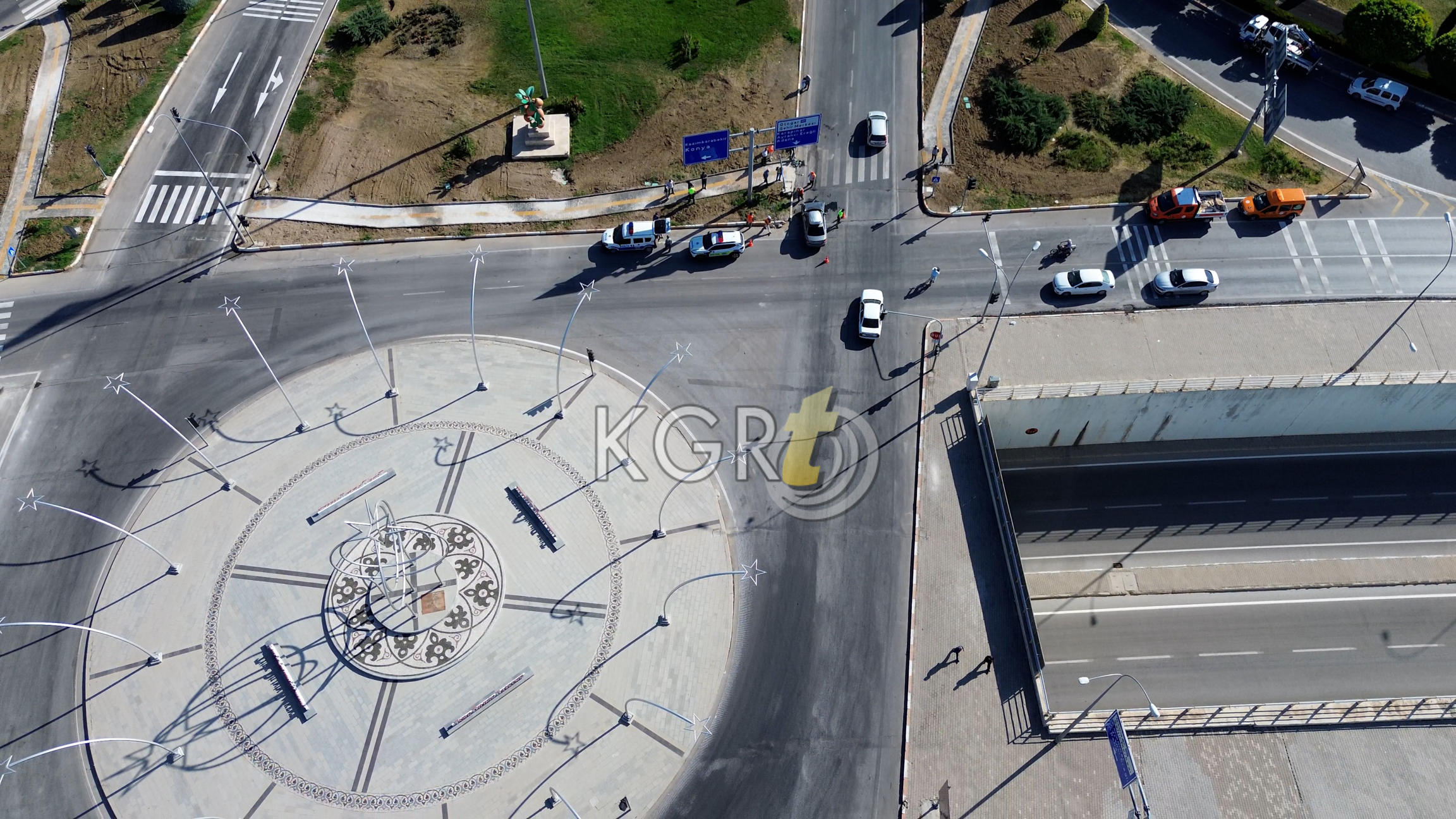 Karaman’da Otomobil Ile Vi̇p Minibüs Çarpıştı 6’Sı Rus, 8 Yaralı3