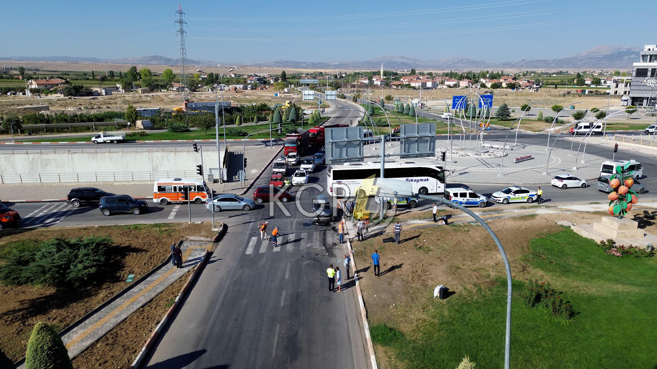 Karaman’da Otomobil Ile Vi̇p Minibüs Çarpıştı 6’Sı Rus, 8 Yaralı8