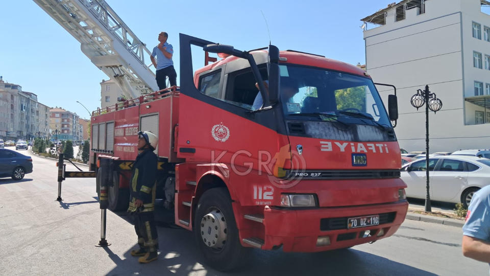 Karamanda Restoran Bacasindaki Yanginda Faciadan Donuldu13