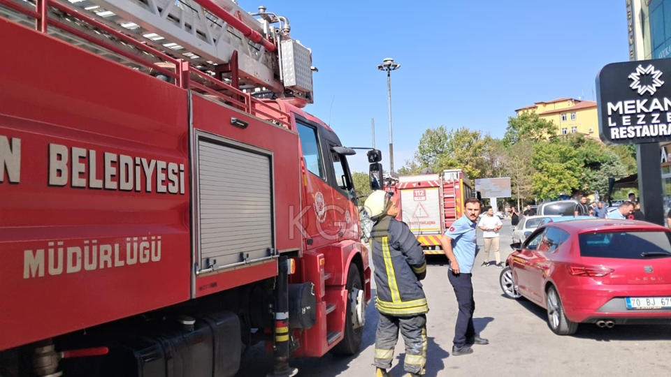 Karamanda Restoran Bacasindaki Yanginda Faciadan Donuldu6