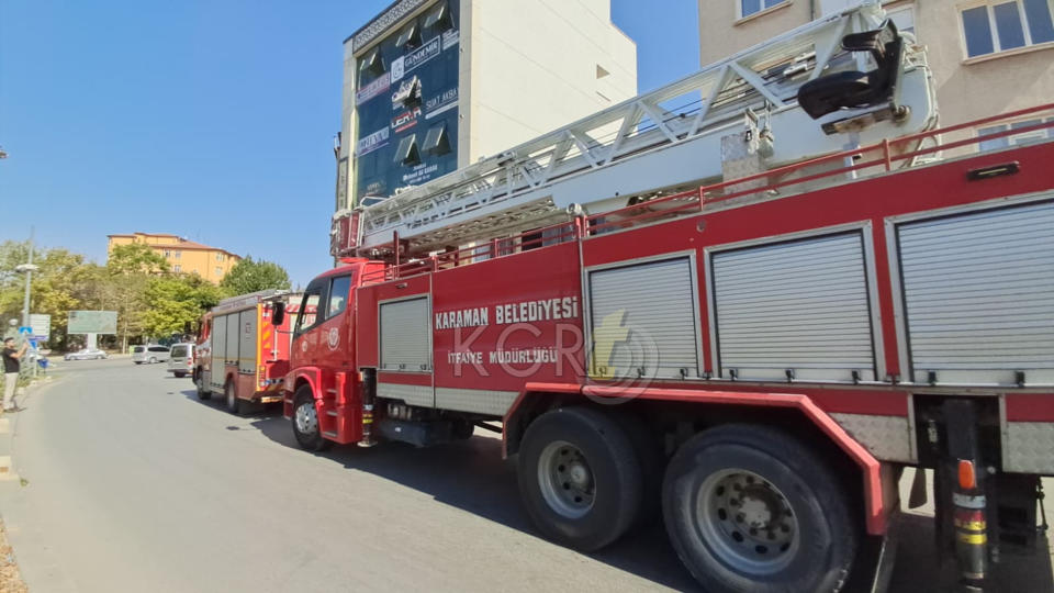 Karamanda Restoran Bacasindaki Yanginda Faciadan Donuldu7