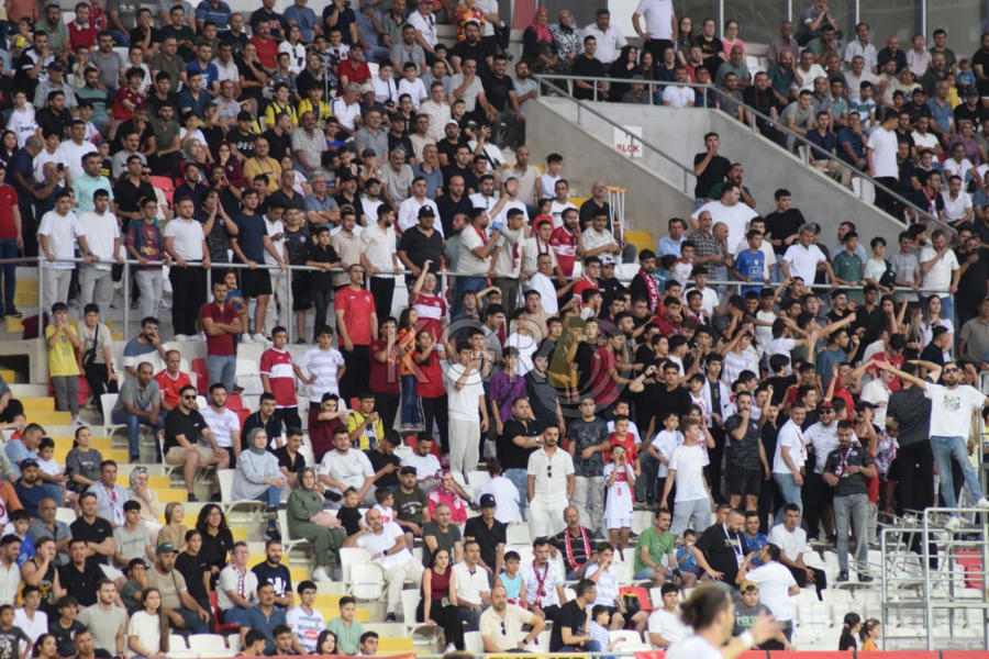 Karamanda Sezonun Ilk Maci Nefes Kesti3