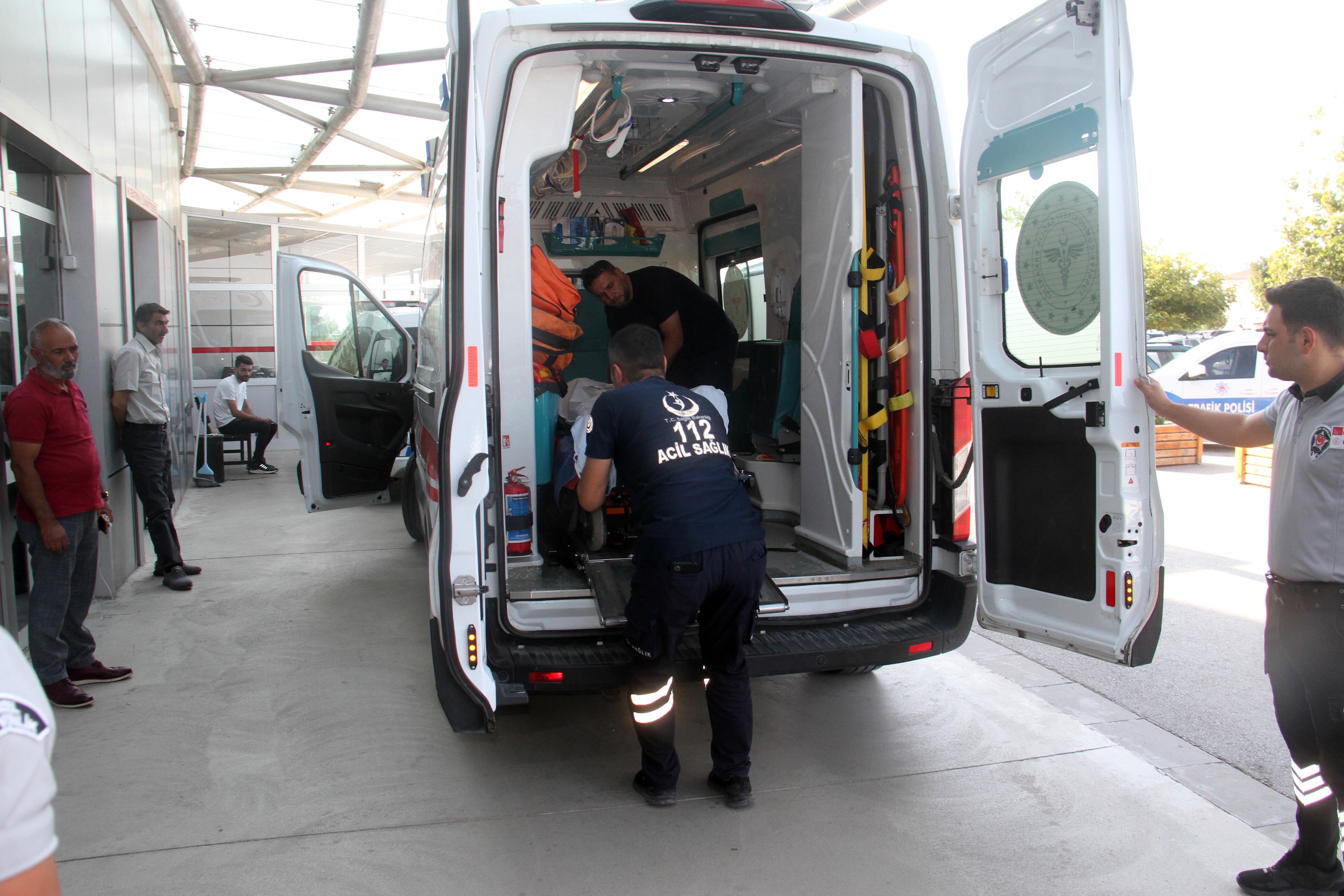 Otogarda Bicakli Kavga 2 Yarali (1)