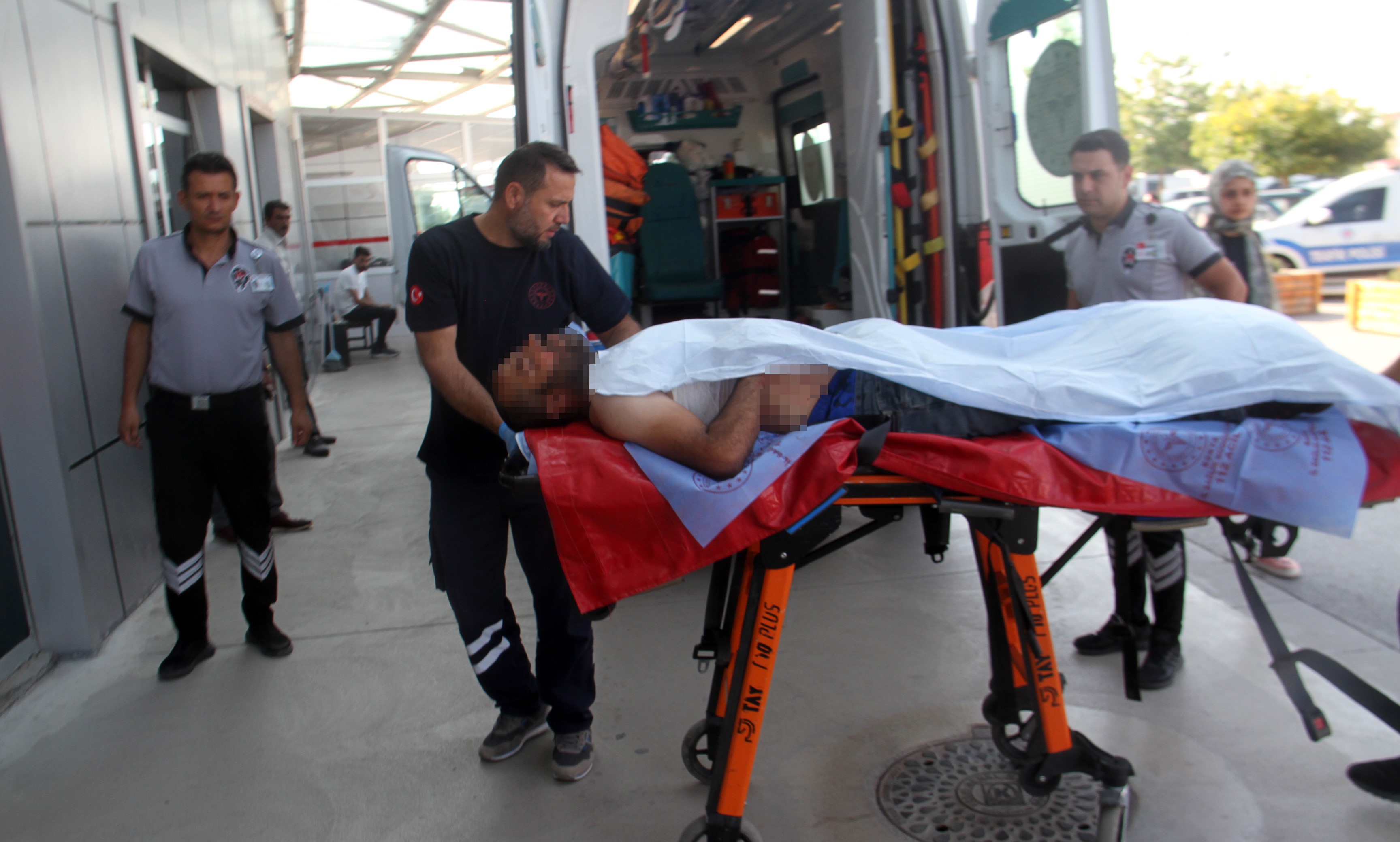 Otogarda Bicakli Kavga 2 Yarali (3)