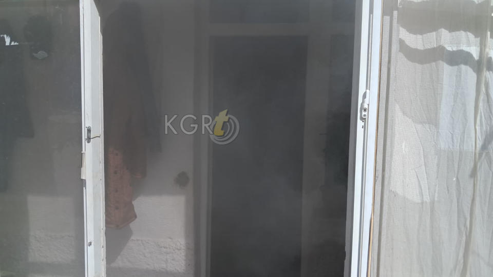 Yanan Eve Korkusuzca Girdi Kusunu Kurtardi7