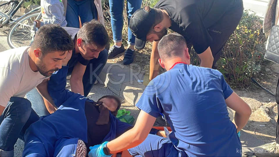 30 Metrelik Yolda Motosiklet Kadina Carpti 2 Yarali0