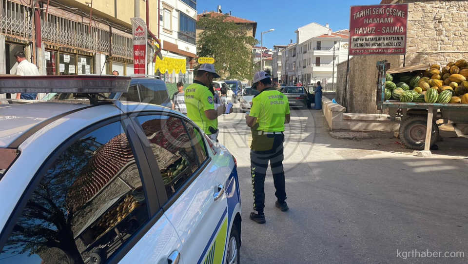 81 Yasindaki Kadinin Araci 8 Yasindaki Cocugun Ayagini Ezdi4