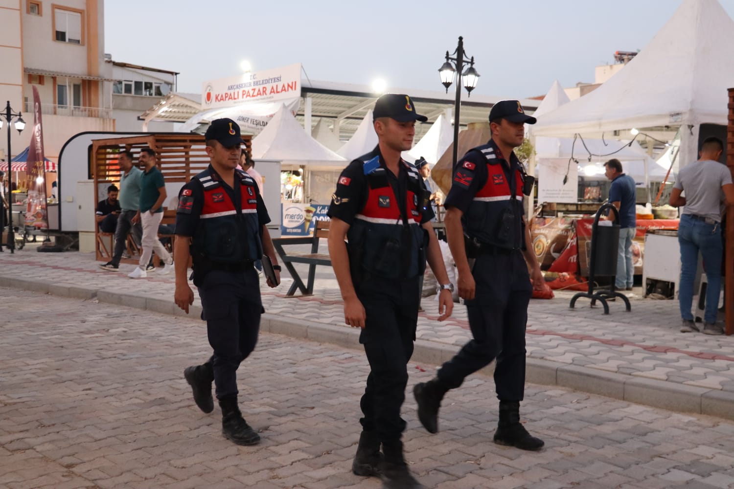 Akcasehir Elma Festivalinde Jandarma Kus Ucurtmadi (9)