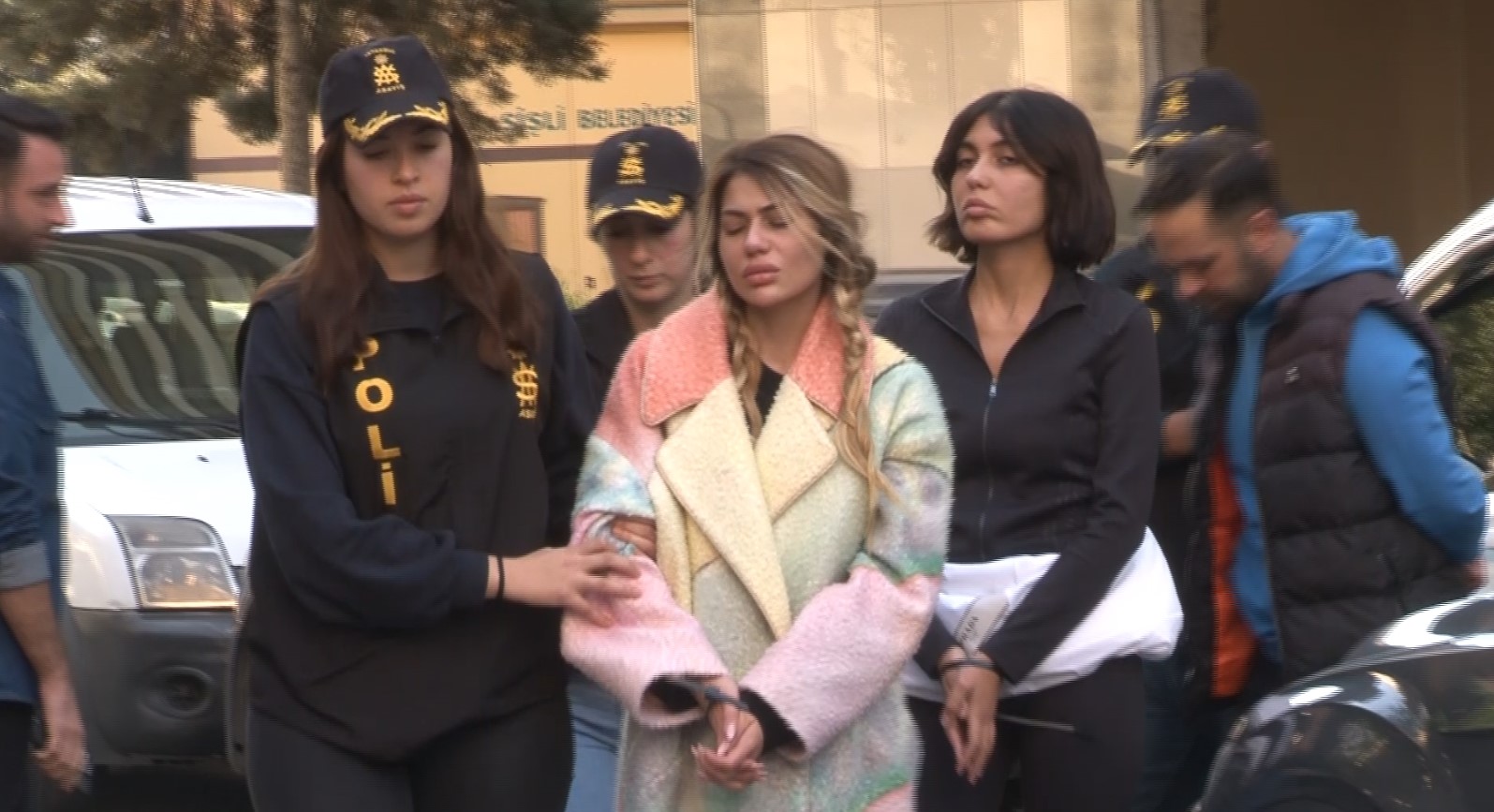 Bahar Ve Nihal Candan Davasinda 4 Saniga Tahliye2