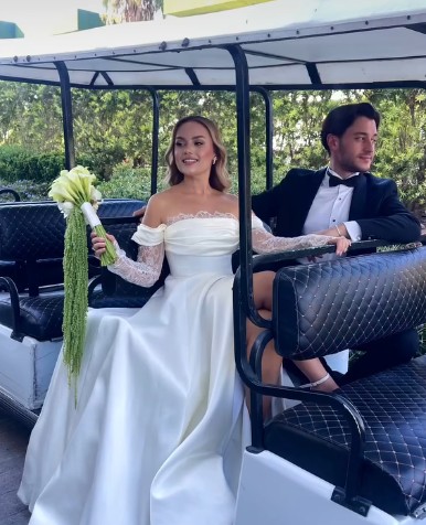 Basak Karahan Evlendi Enes Batur Gundem Oldu (3)