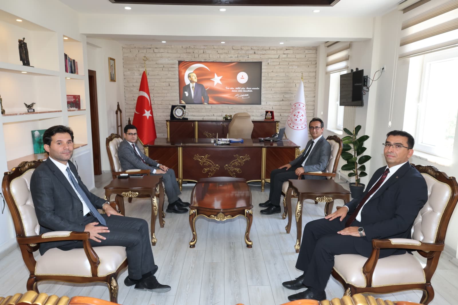 Il Muduru Caliskandan Kazimkarabekire Ziyaret (1)