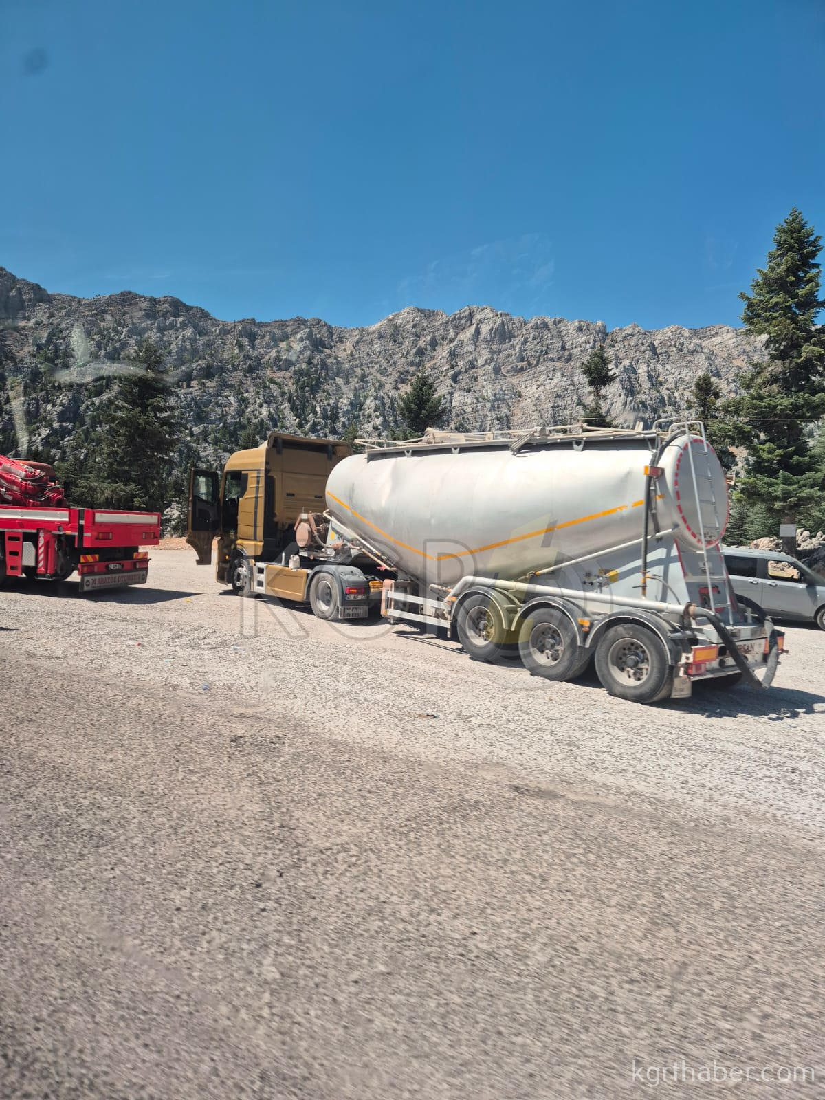 Karaman Antalya Akseki Yolunda Trafik Durdu5
