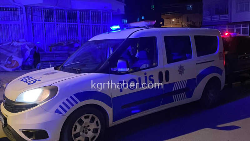Karamanda 1 Kisi Sirtindan Bicaklandi9