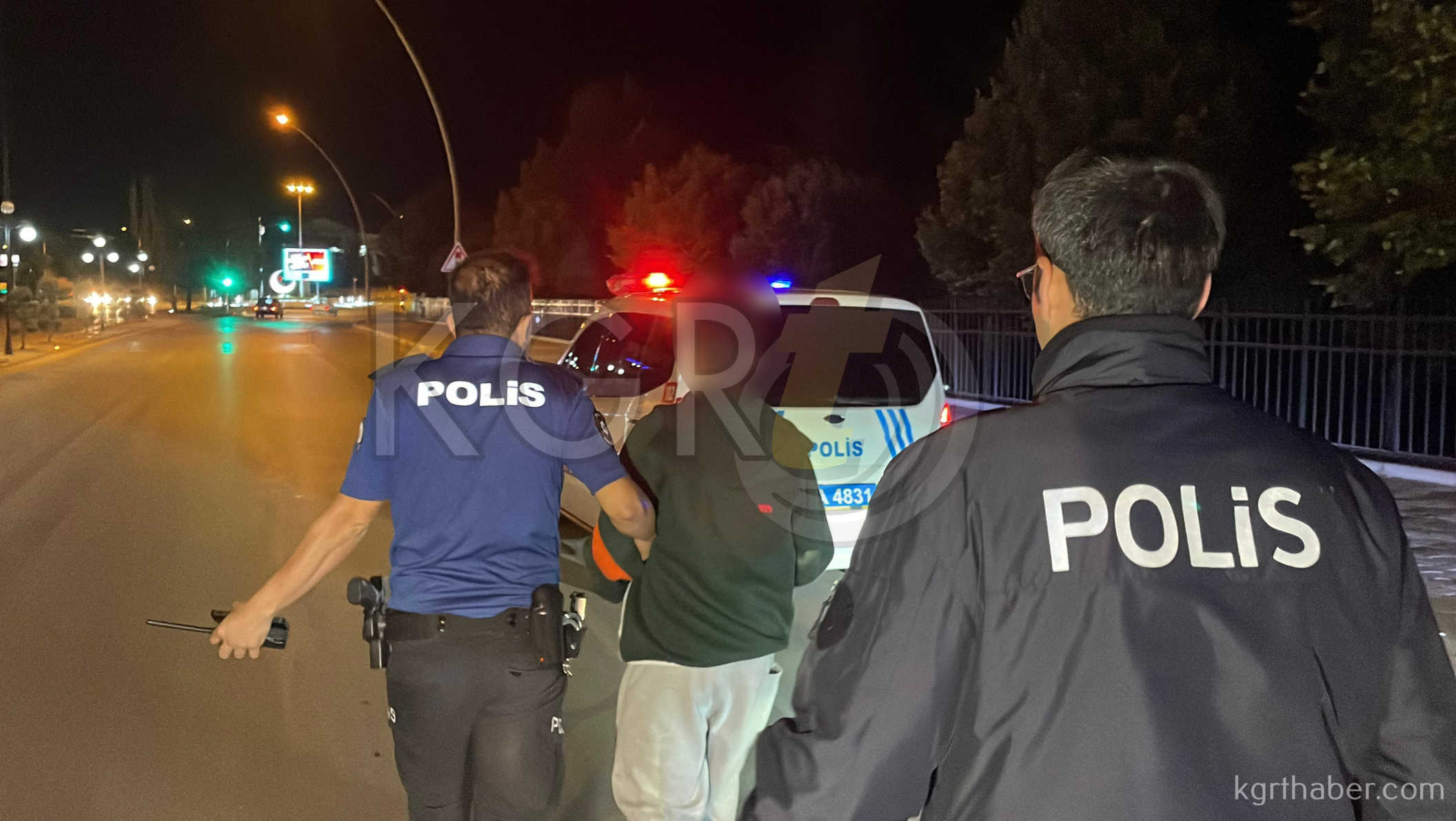 Karamanda 16 Yasindaki Ehliyetsiz Surucu Kaza Yapti 1 Yarali0