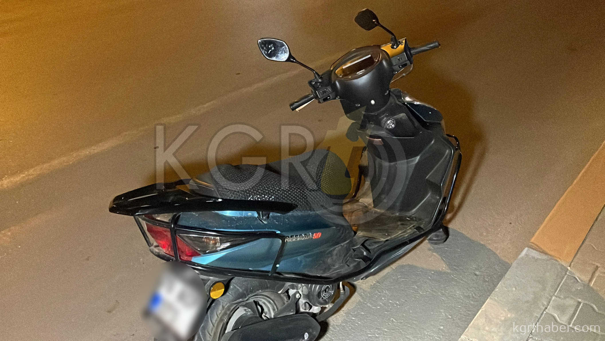 Karamanda 16 Yasindaki Ehliyetsiz Surucu Kaza Yapti 1 Yarali2