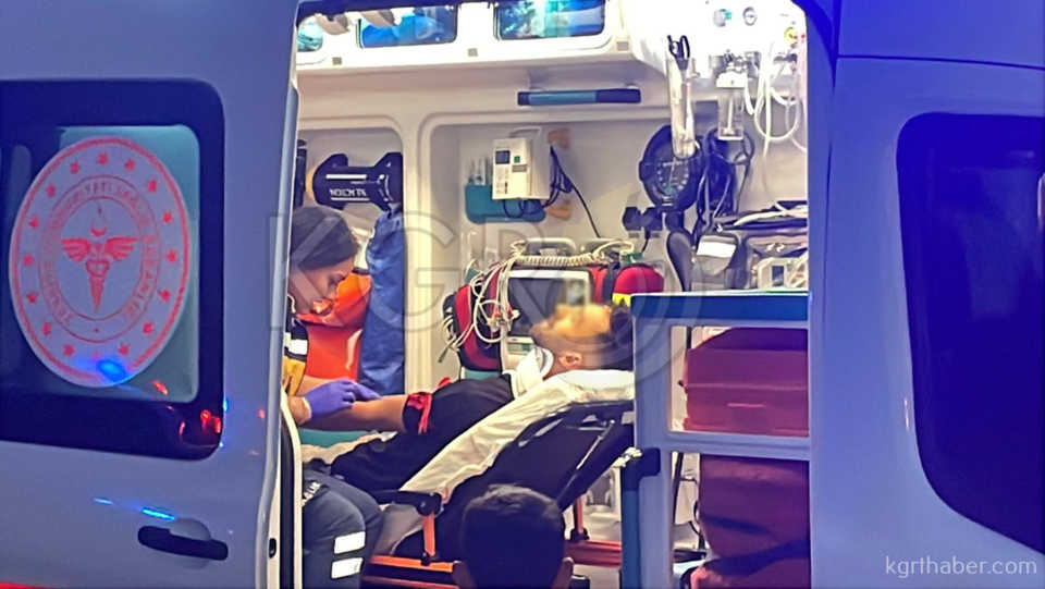 Karamanda 2 Otomobil Kavsakta Carpisti 2 Yarali2