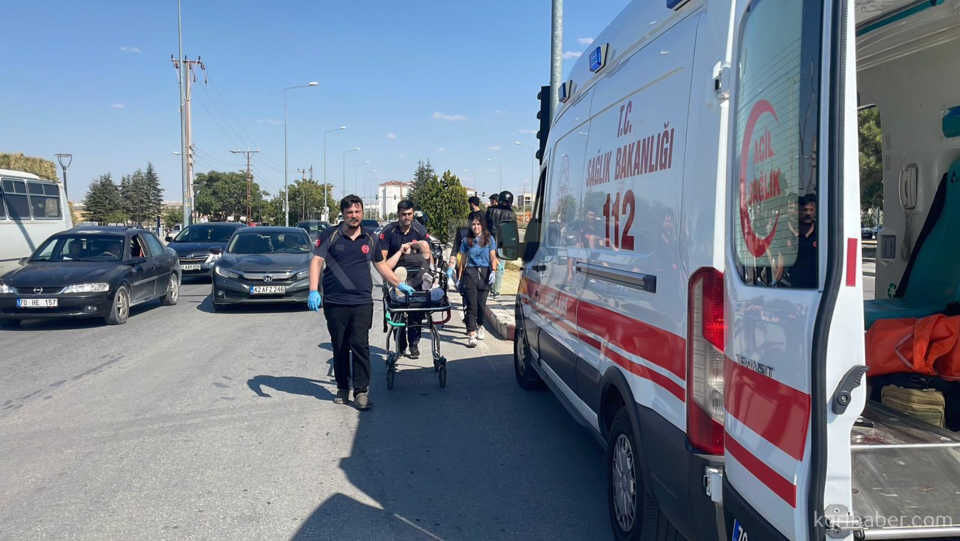Karamanda Devrilen Motosikletin Surucusu Yaralandi4
