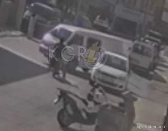 Karamanda Elektrikli Bisiklet Surucusu Olumden Dondu Kaza Ani Kamerada2