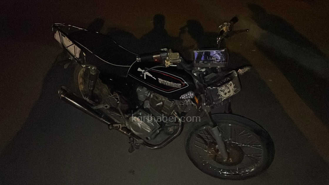 Karamanda Elektrikli Bisikletle Motosiklet Carpisti 1 Yarali6