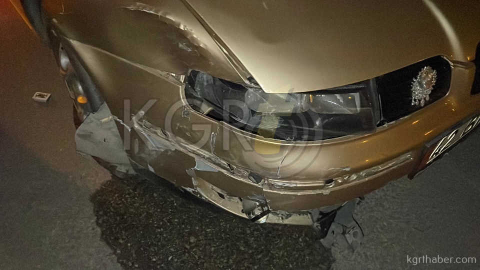 Karamanda Elektrikli Bisikletle Otomobil Carpisti 1 Yarali4