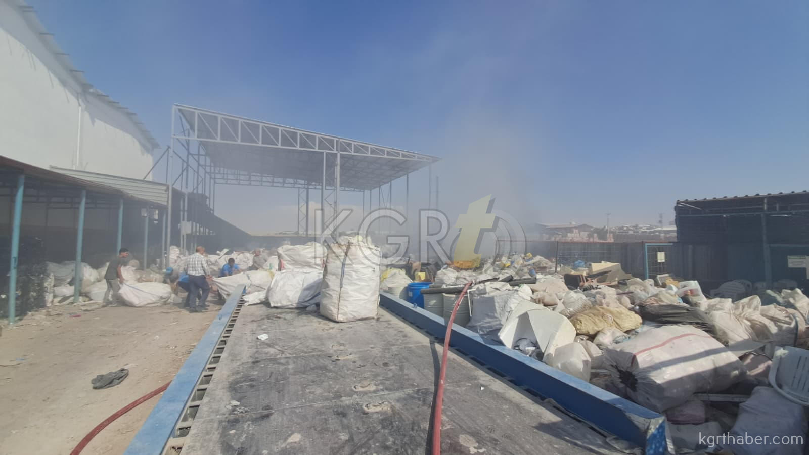 Karaman'da Geri Dönüşüm Tesisinde Yangın11