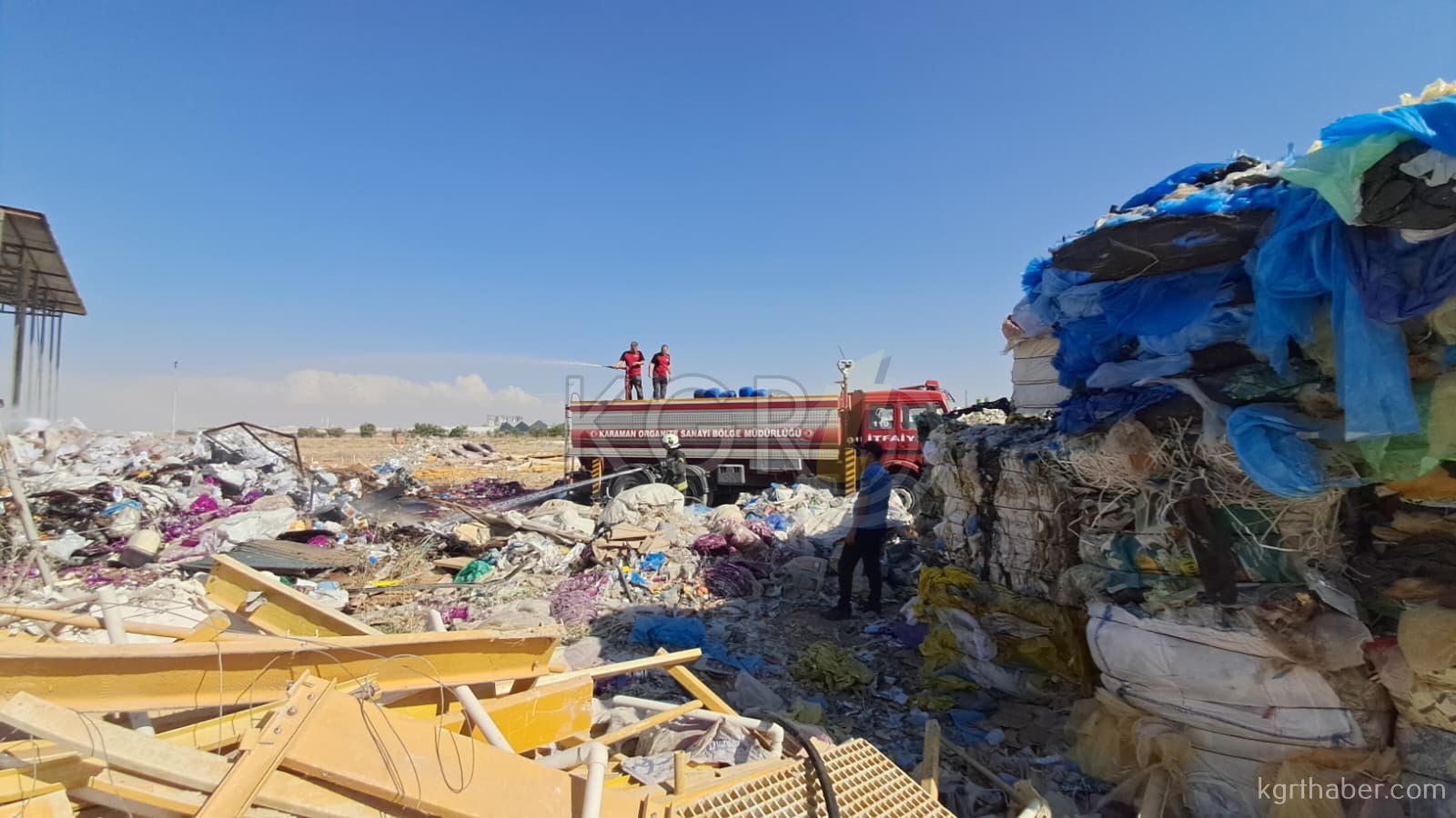 Karaman'da Geri Dönüşüm Tesisinde Yangın3