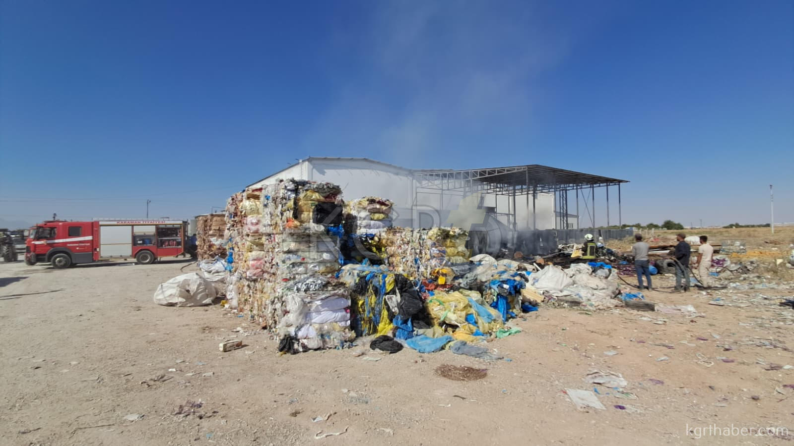 Karaman'da Geri Dönüşüm Tesisinde Yangın7