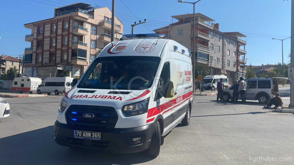 Karamanda Hafif Ticari Aracla Elektrikli Bisiklet Carpisti2