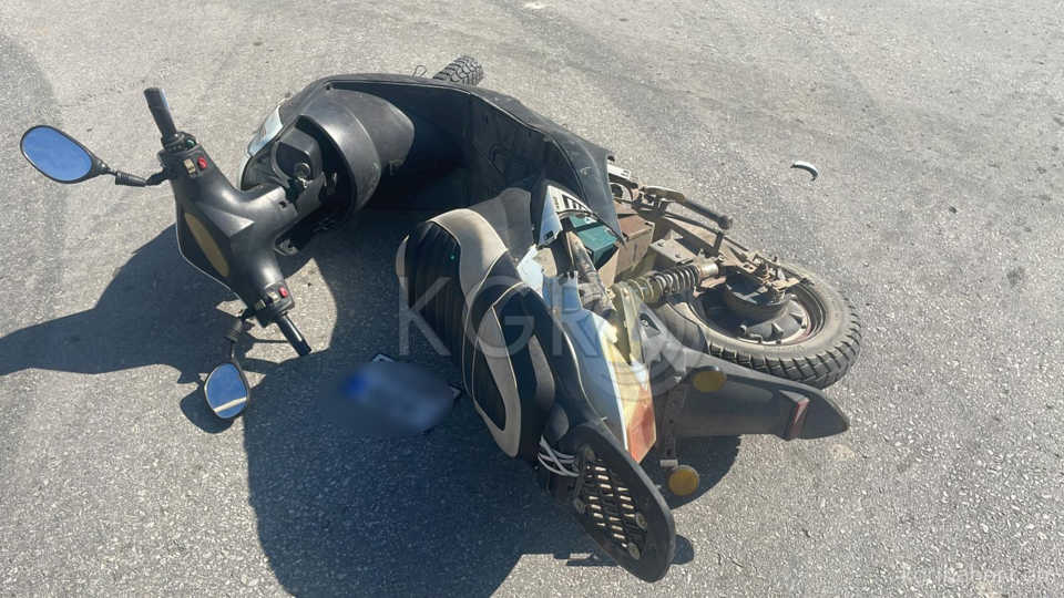 Karamanda Hafif Ticari Aracla Elektrikli Bisiklet Carpisti6