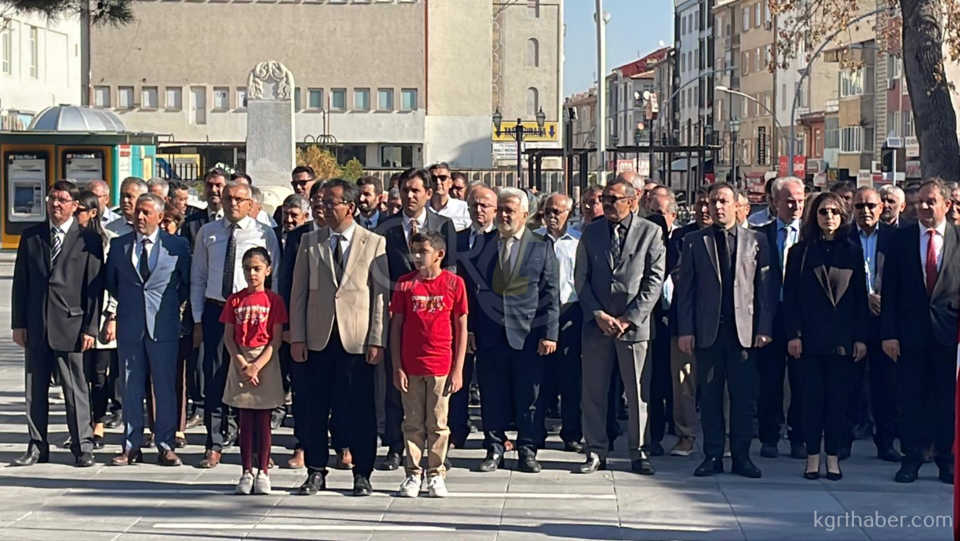 Karamanda Ilkogretim Haftasi Coskuyla Kutlandi0