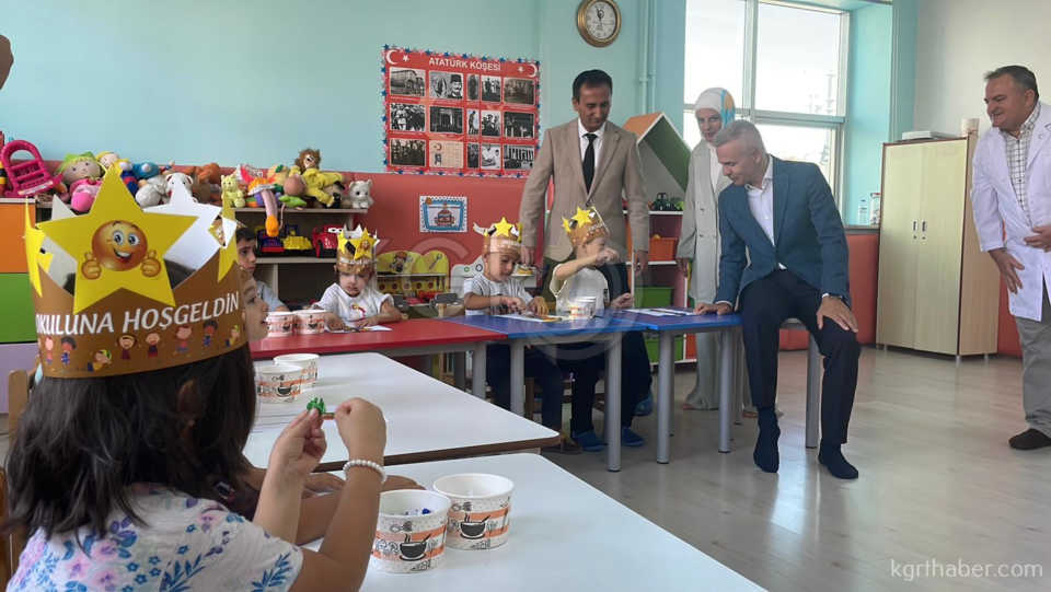 Karamanda Ilkogretim Haftasi Coskuyla Kutlandi19